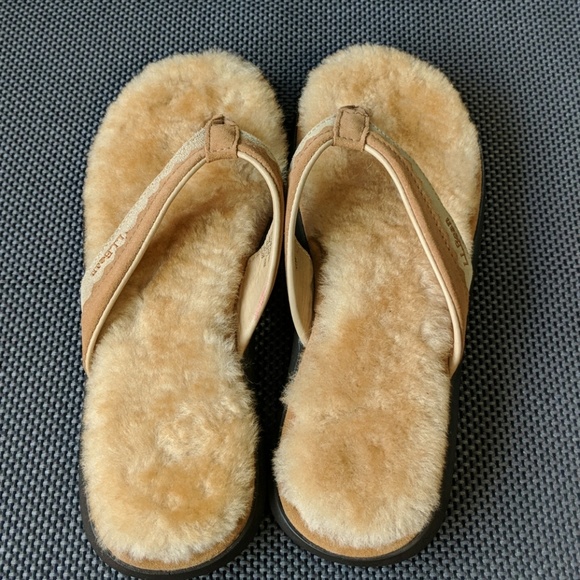 L.L. Bean | Shoes | L L Bean Fleece Lined Flip Flops Size 9m | Poshmark